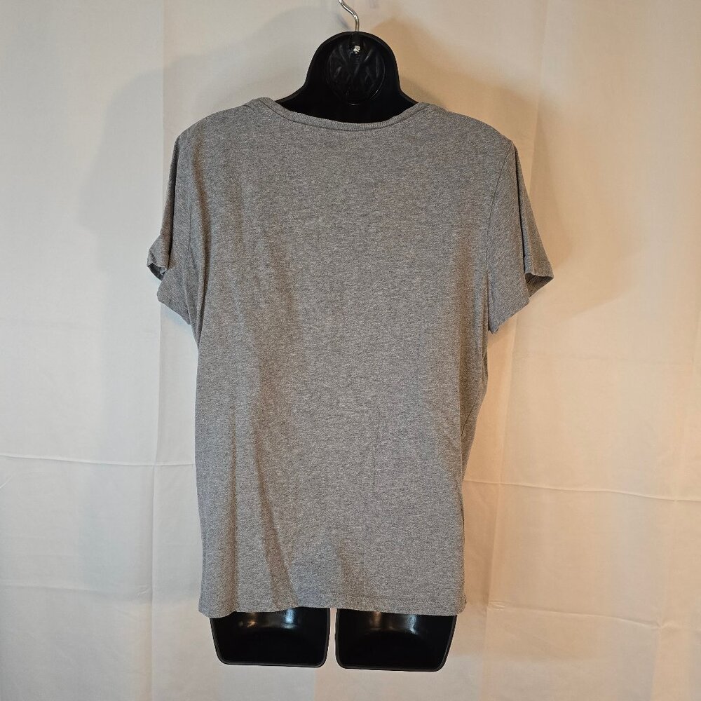 Grey Tee - Picture 3 of 6